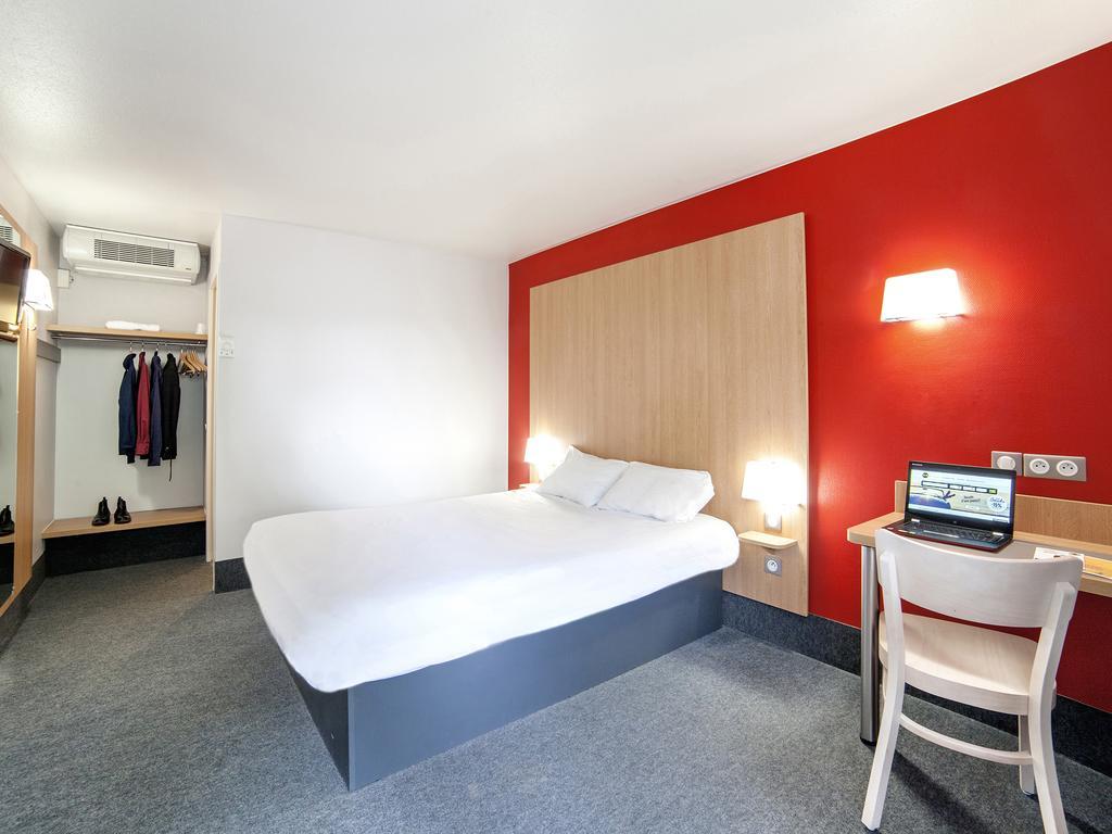 B&B Hotel Herblay Luaran gambar